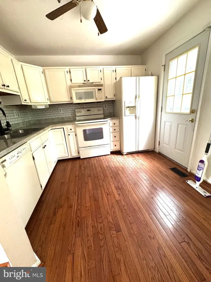 12402 Old Colony Dr, Upper Marlboro, MD 20772 - #3