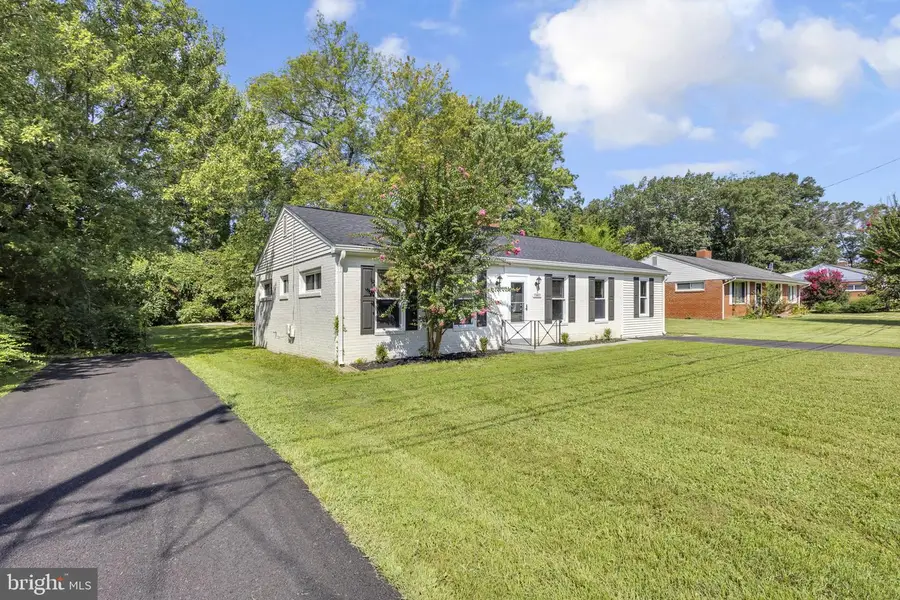 13401 Harrison Ave, Fort Washington, MD 20744 - #2