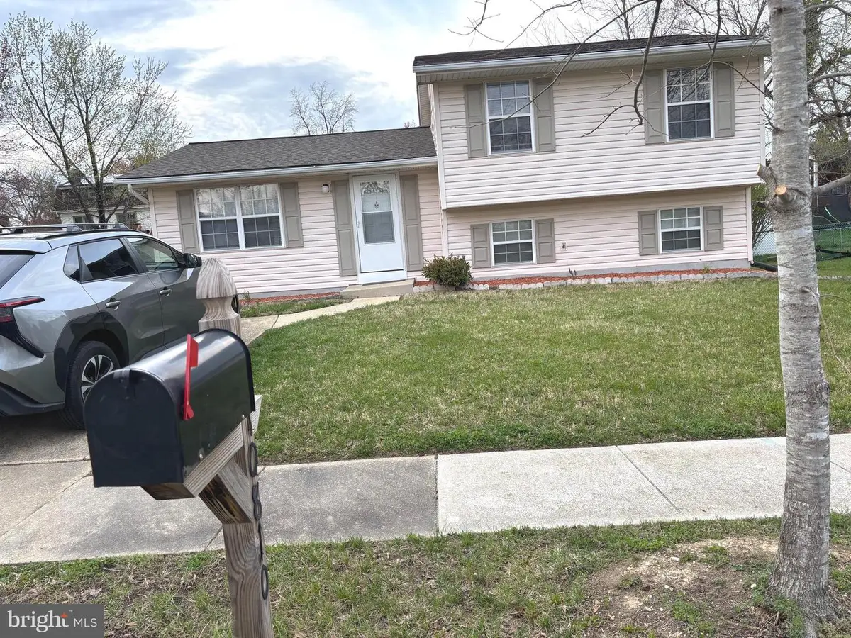 10810 Hollaway Dr, Upper Marlboro, MD 20772 - #1