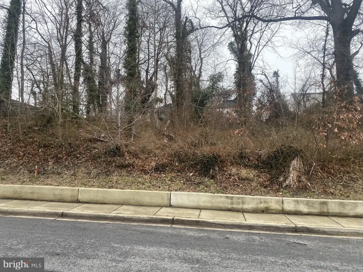 422 Nova Ave, Capitol Heights, MD 20743 - #1