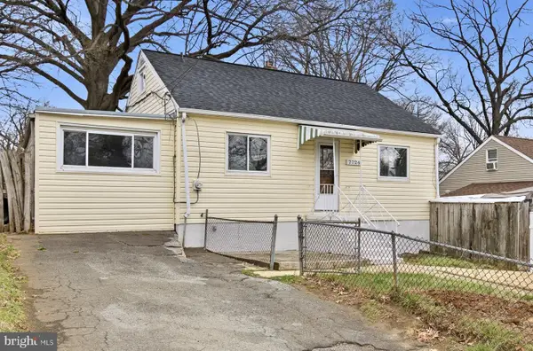 7726 Emerson Rd, HYATTSVILLE, MD 20784