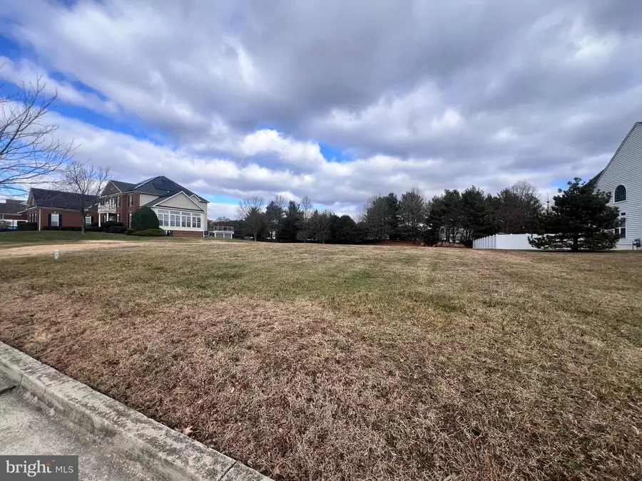 211 Lismore Dr, Fort Washington, MD 20744 - #2