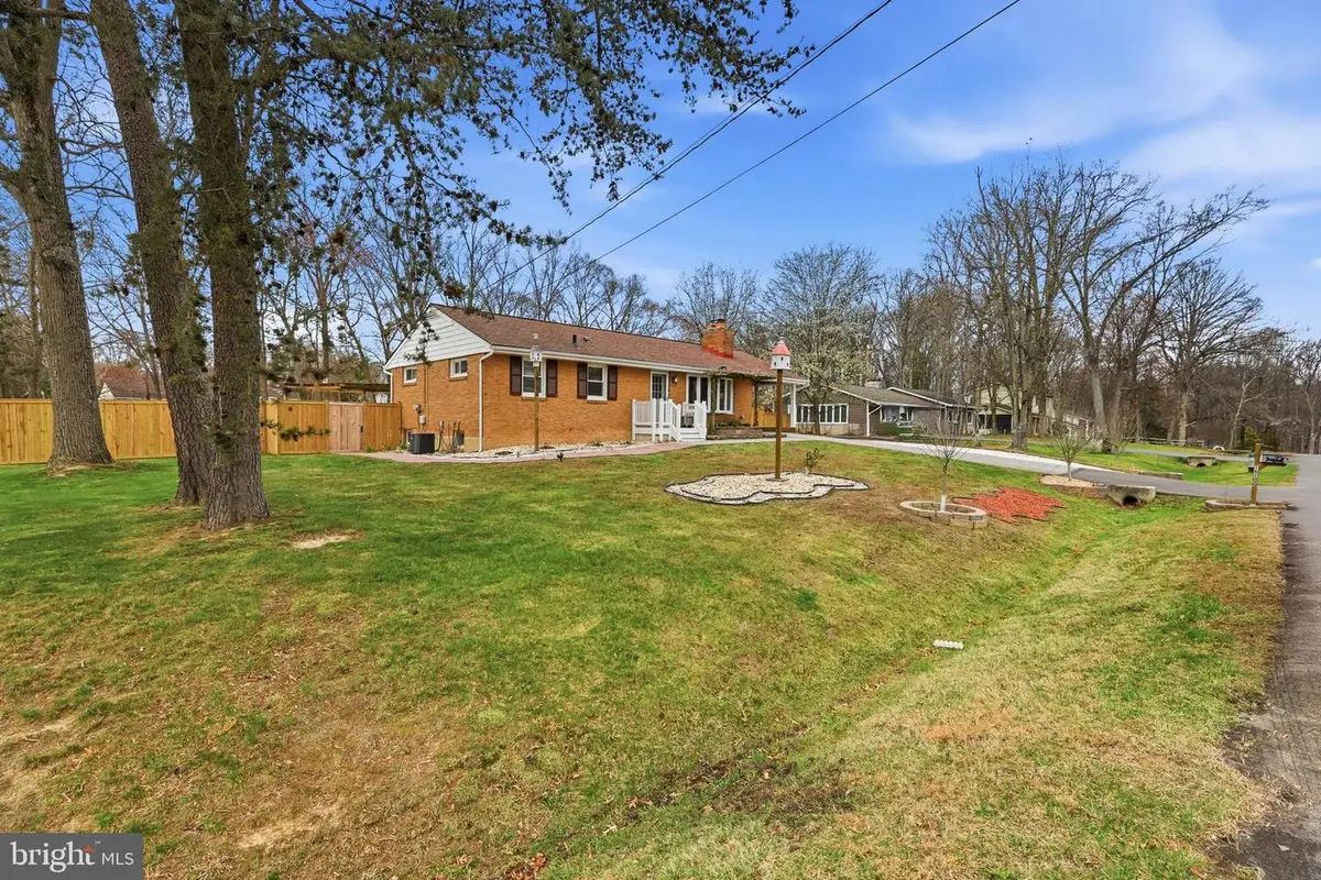 16100 Malcolm Dr, Laurel, MD 20707 - #1