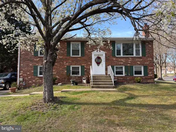 11913 Birchview Dr, CLINTON, MD 20735