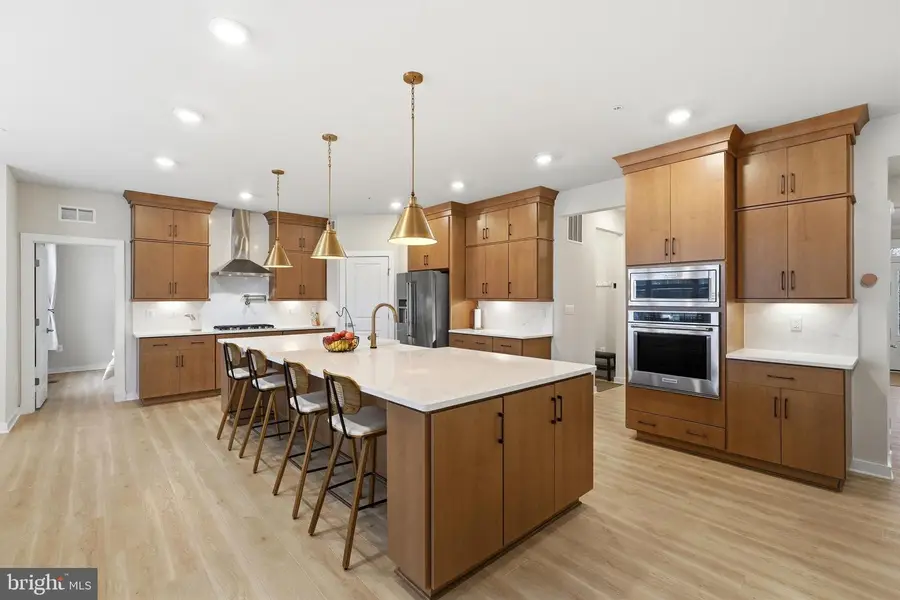 6829 Fountain Park Dr, Glenn Dale, MD 20769 - #2