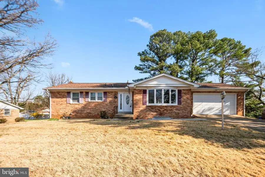 801 Pocahontas Dr, Fort Washington, MD 20744 - #2