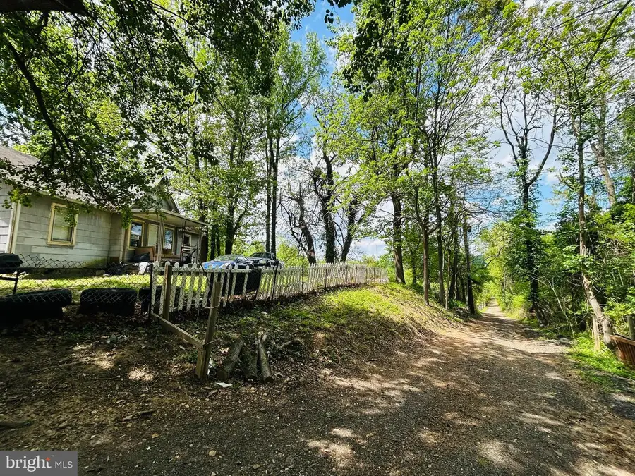 1701 Ferguson Ln, Fort Washington, MD 20744 - #2