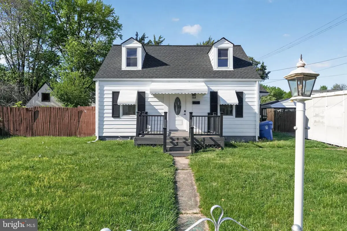 6810 Pickett Dr, Suitland, MD 20746 - #1