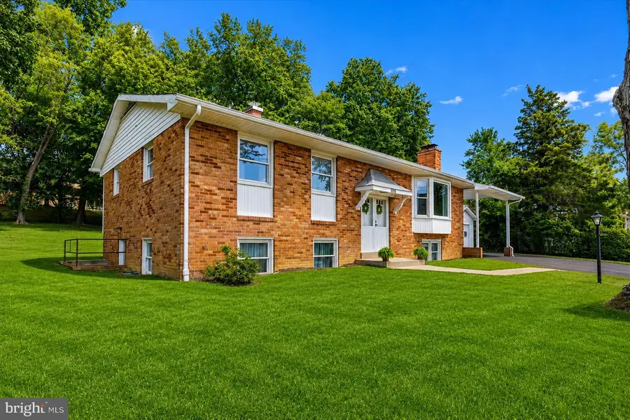 9716 Dale Dr, Upper Marlboro, MD 20772 - #2