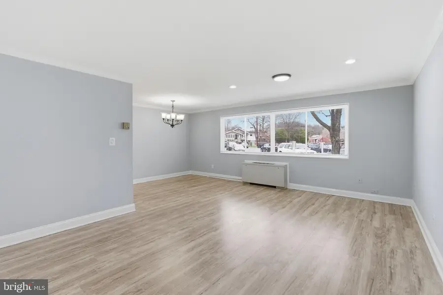 1009 Chillum Rd #213, Hyattsville, MD 20782 - #2