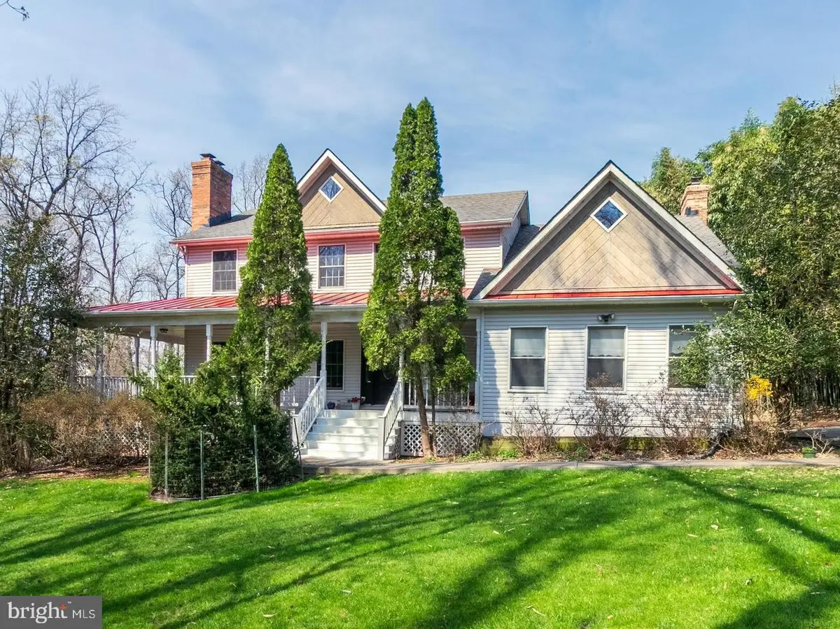 3300 Rosemary Ln, Hyattsville, MD 20782 - #1