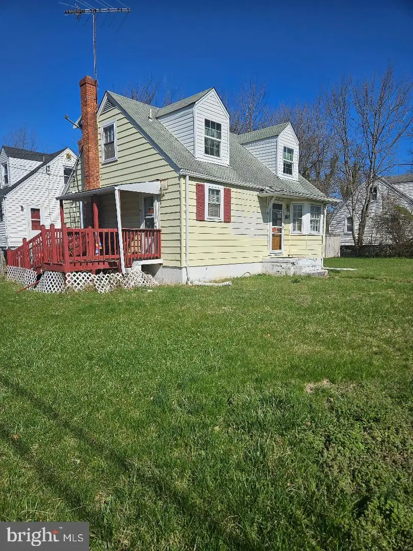 629 Larchmont Ave, Capitol Heights, MD 20743 - #2