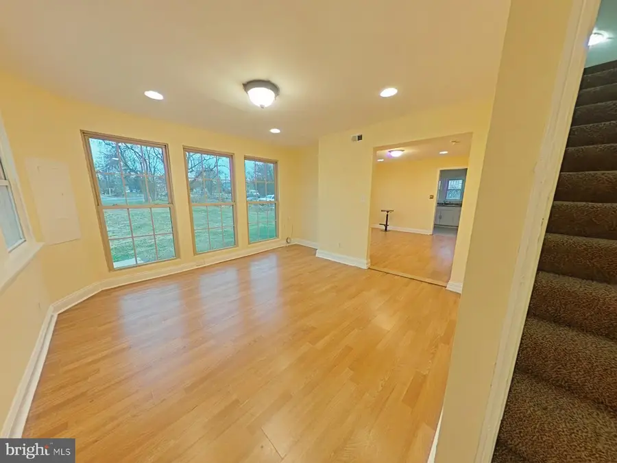 8611 Westphalia Rd, Upper Marlboro, MD 20774 - #3