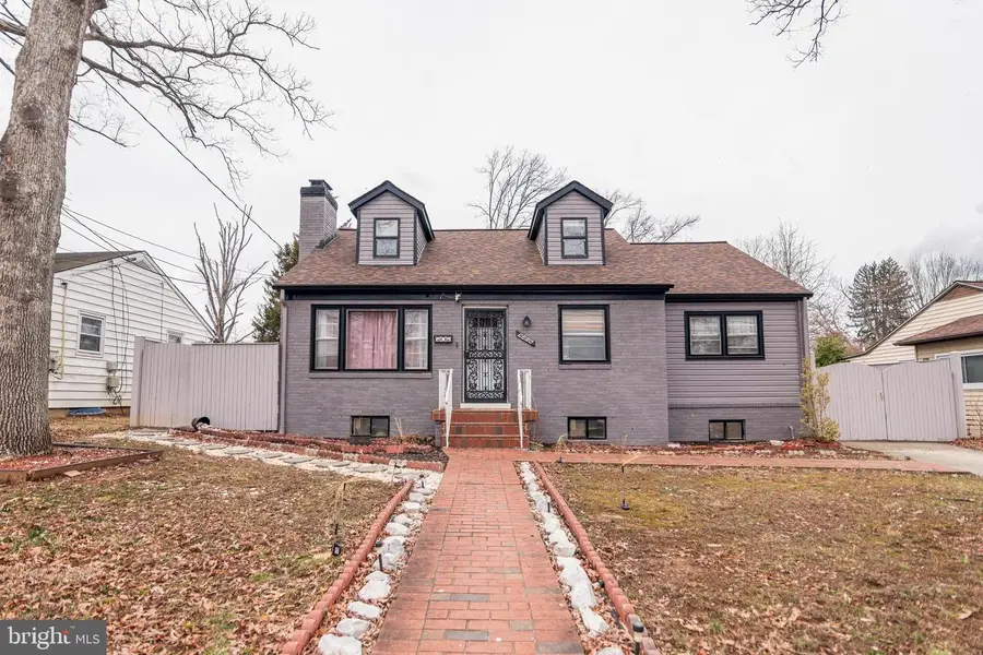 9406 Sheridan St, Lanham, MD 20706 - #2