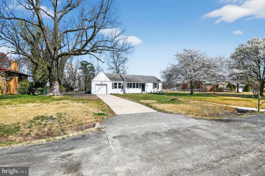 6702 Coolridge Rd, Temple Hills, MD 20748 - #2