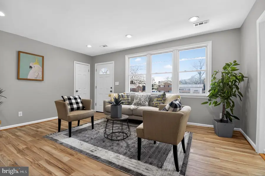 6702 Coolridge Rd, Temple Hills, MD 20748 - #3