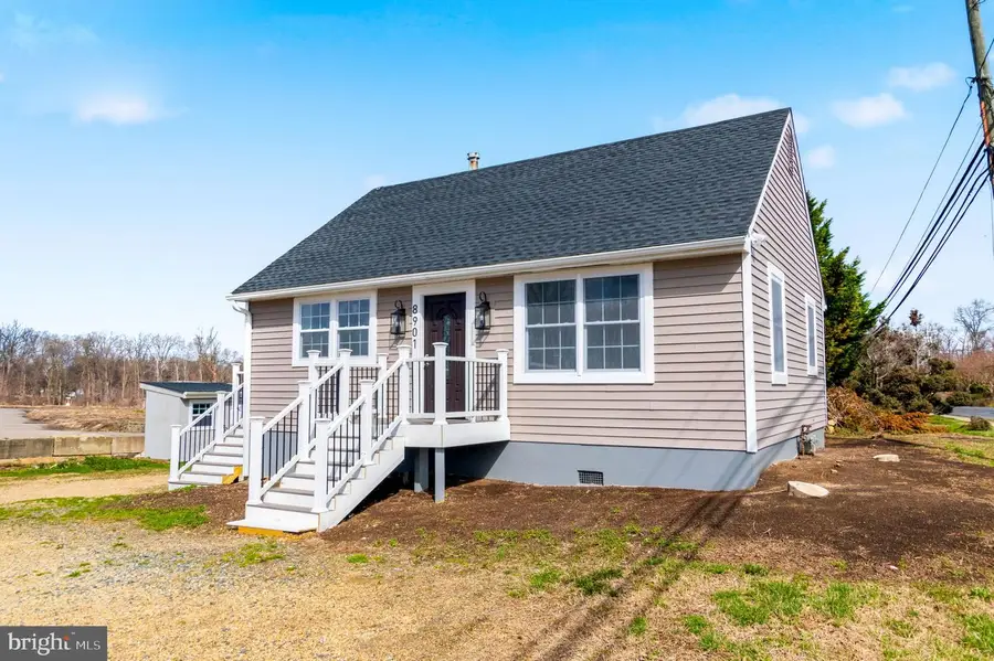 8901 Oxon Hill Rd, Fort Washington, MD 20744 - #2