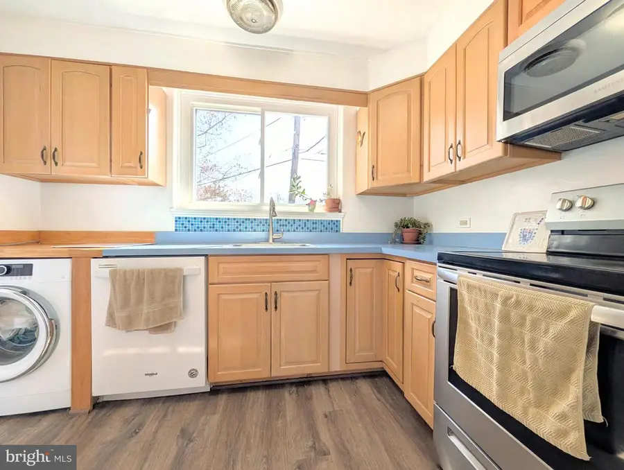 6-q Hillside Rd, Greenbelt, MD 20770 - #3