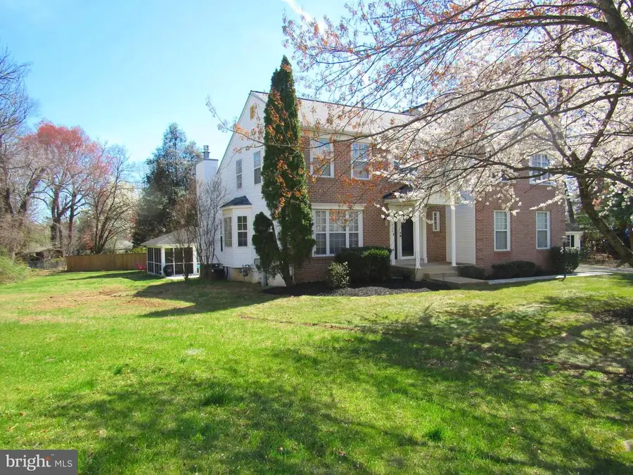 11409 Prospect Ct, Glenn Dale, MD 20769 - #2