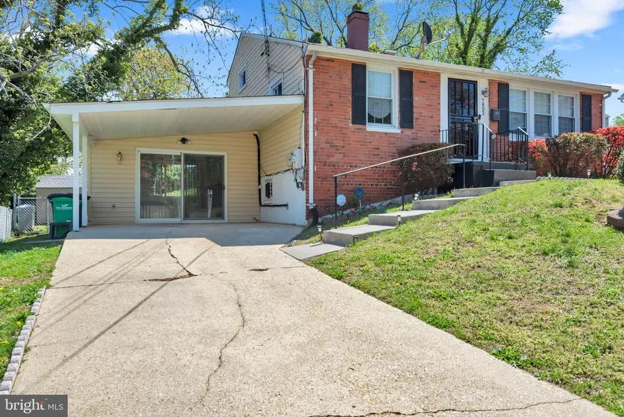 7802 Elroy Pl, Oxon Hill, MD 20745 - #3
