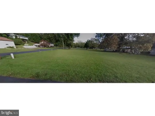 19 Hawkins Dr, AQUASCO, MD 20608