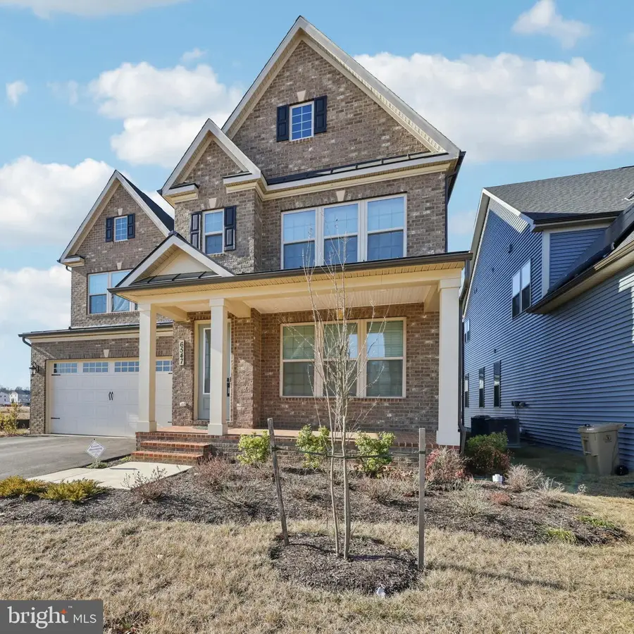 6547 Clubhouse Dr, Laurel, MD 20708 - #2