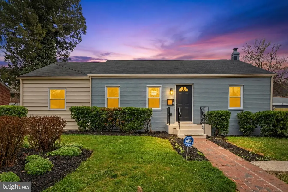 5601 Spring Rd, Bladensburg, MD 20710 - #1