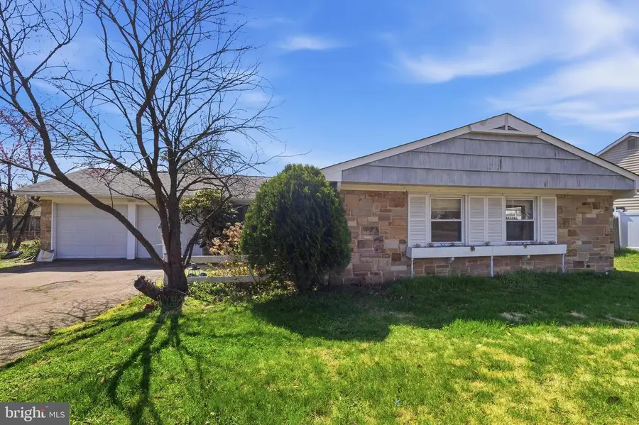 12607 Kembridge Dr, Bowie, MD 20715 - #2