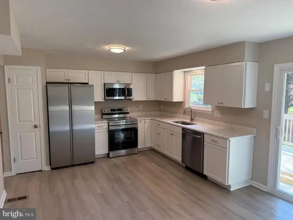 12311 Hillmeade Station Dr, BOWIE, MD 20720