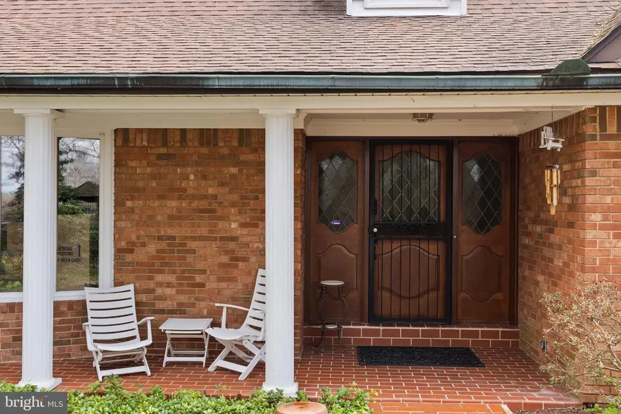 12316 Hatton Point Rd, Fort Washington, MD 20744 - #2