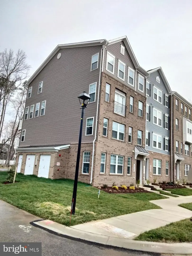 10506 John Glenn St, Lanham, MD 20706 - #3