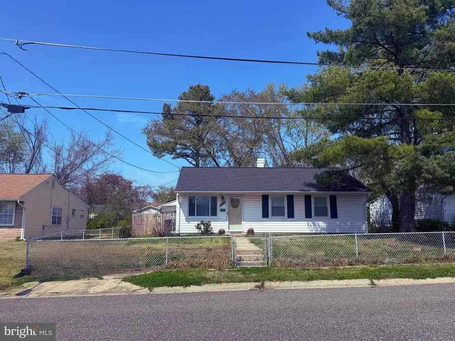 1010 Elkhart St, Oxon Hill, MD 20745 - #2