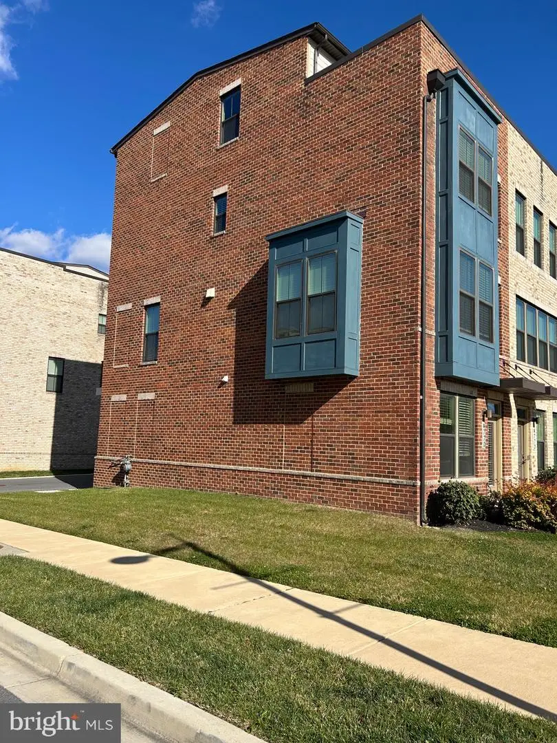 4770 Towne Square Blvd, Suitland, MD 20746 - #2