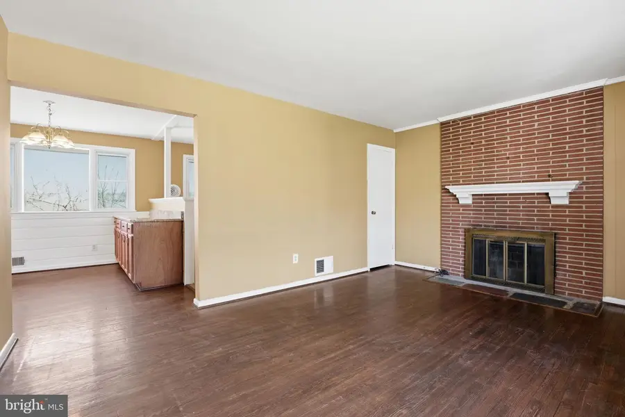 5709 84th Ave, Hyattsville, MD 20784 - #2