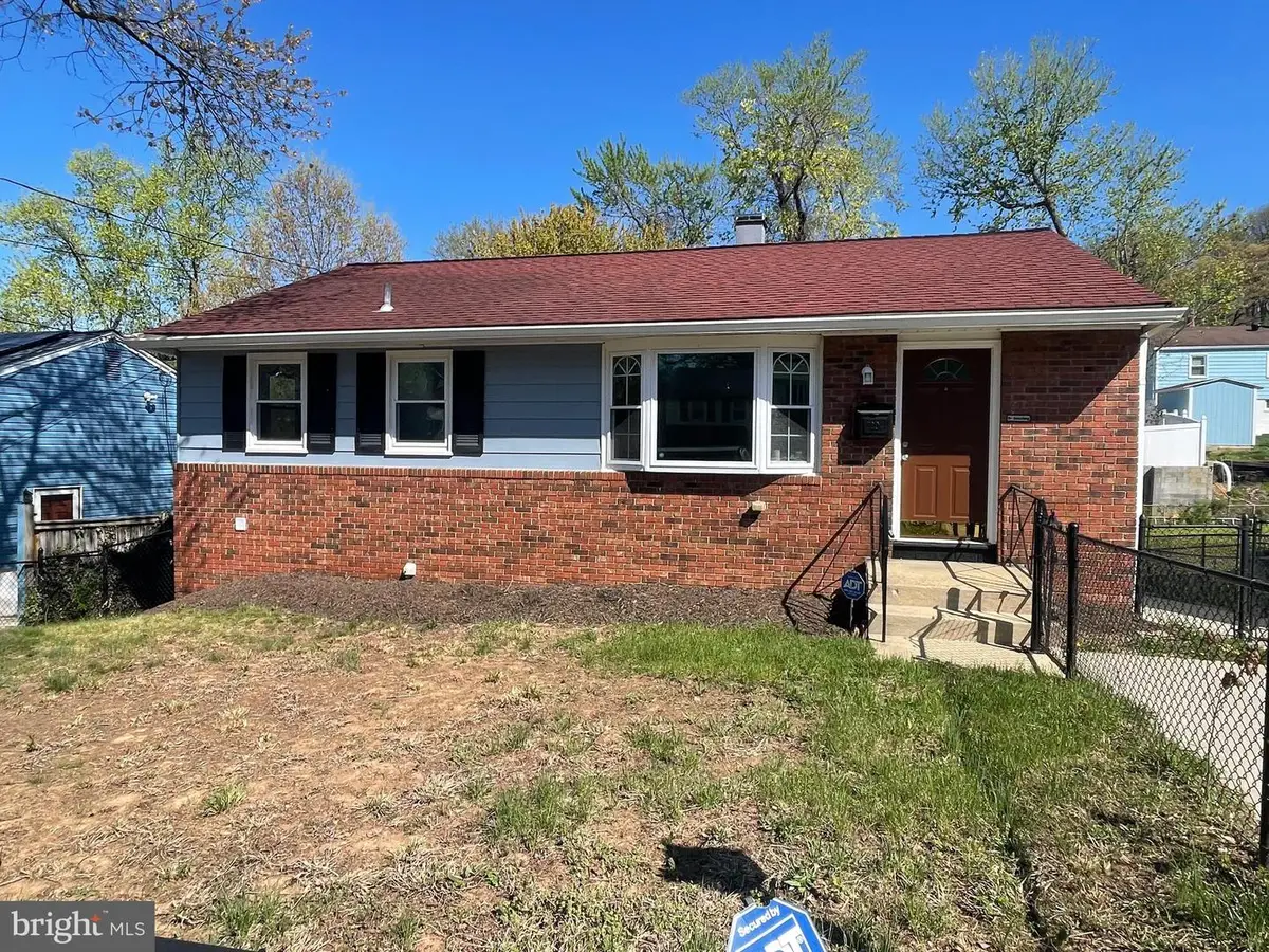 7204 Kidmore Ln, Lanham, MD 20706 - #1