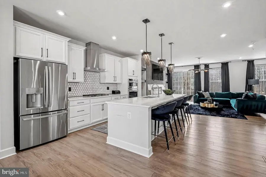 10878 Foxtrot Cir, Upper Marlboro, MD 20772 - #2