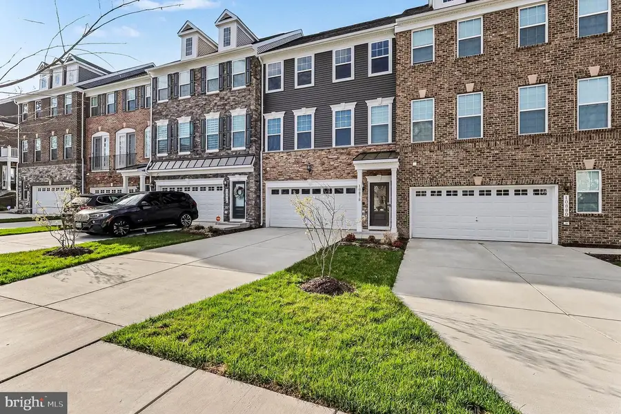 10878 Foxtrot Cir, Upper Marlboro, MD 20772 - #3