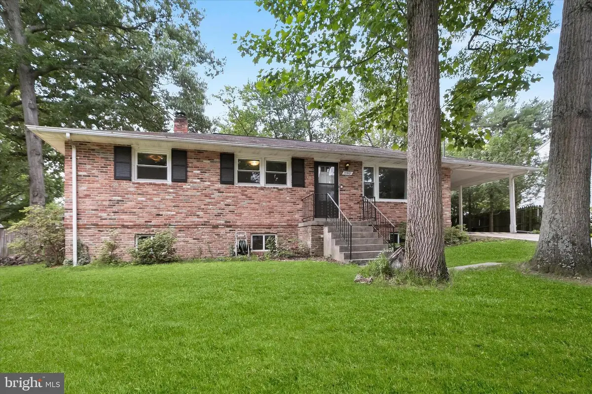 15901 Bond Mill Rd, Laurel, MD 20707 - #1