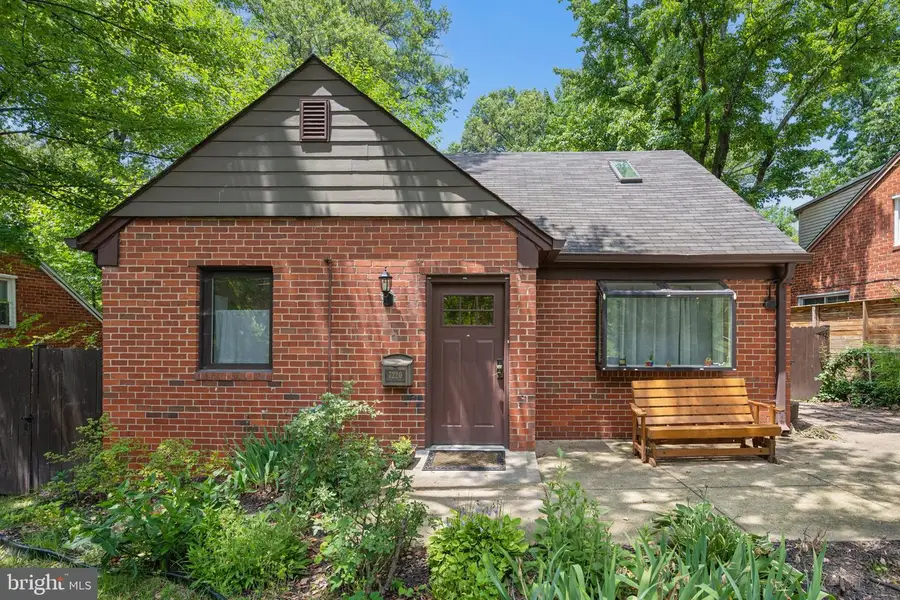 7220 16th Ave, Takoma Park, MD 20912 - #2