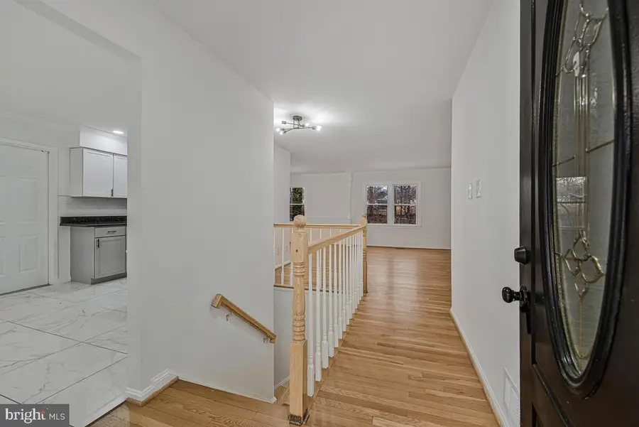 12817 Lampton Ln, Fort Washington, MD 20744 - #2