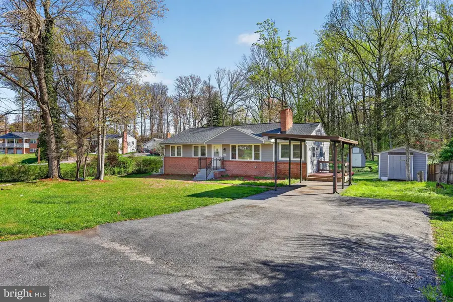 6109 Parkway Dr, Laurel, MD 20707 - #2