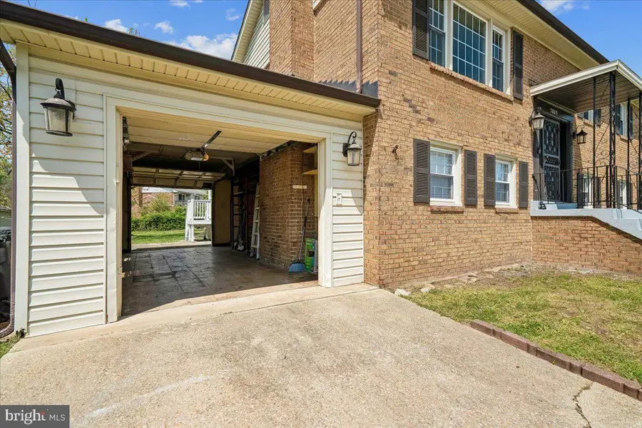7805 Gambier Dr, Upper Marlboro, MD 20772 - #2