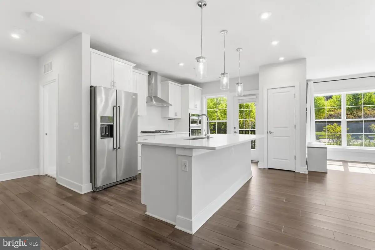 102 Saint Ives Pl, Oxon Hill, MD 20745 - #1