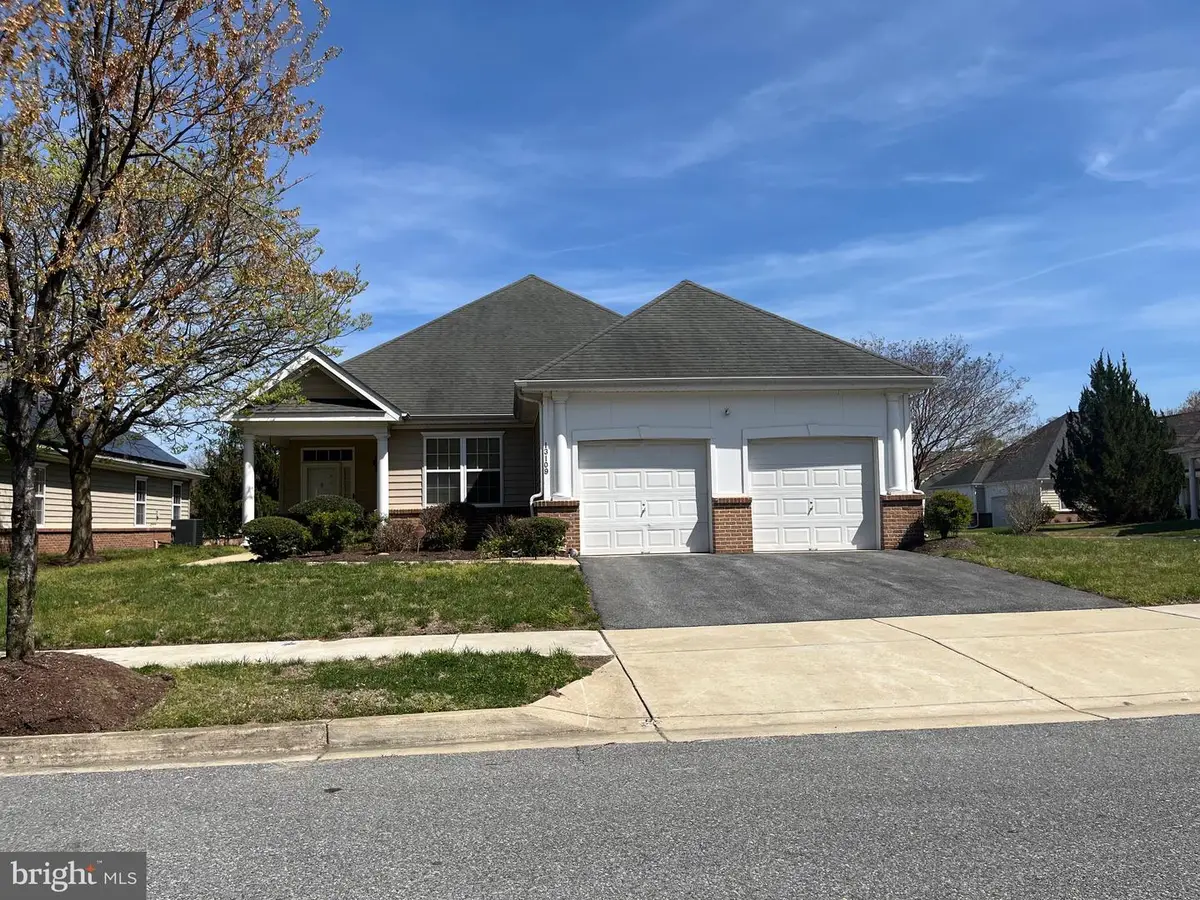 13109 Fox Bow Dr, Upper Marlboro, MD 20774 - #1