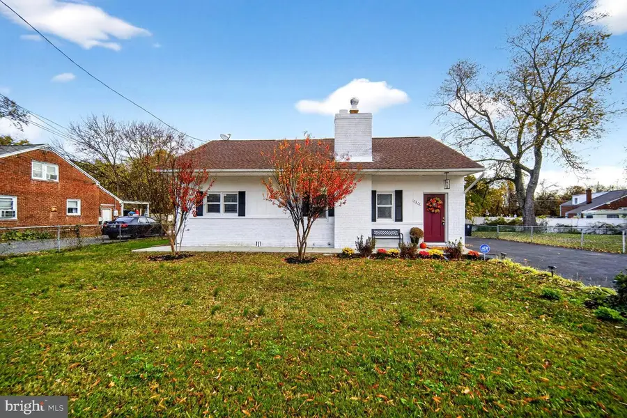 5918 Robin Ln, Suitland, MD 20746 - #3