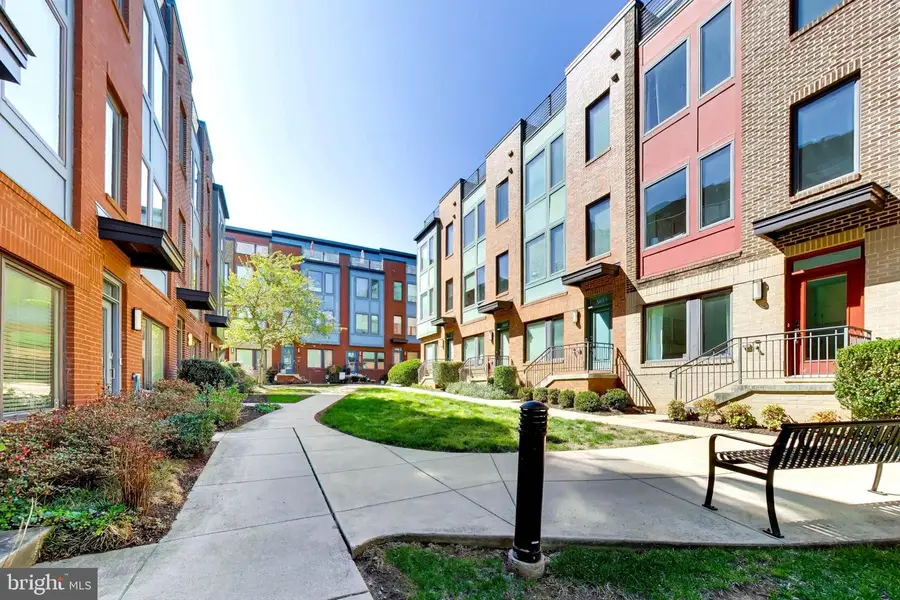 5656 46th Pl, Hyattsville, MD 20781 - #3
