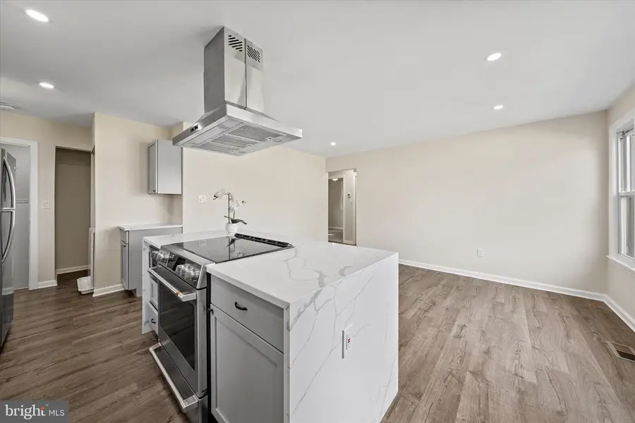 6714 Stockton Ln, Hyattsville, MD 20784 - #3