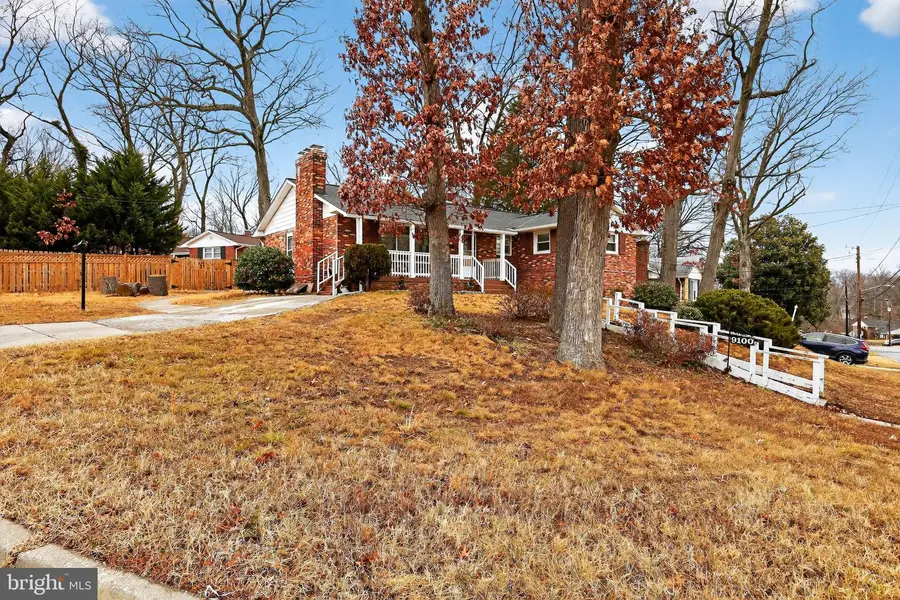 9100 Saint Andrews Pl, College Park, MD 20740 - #3