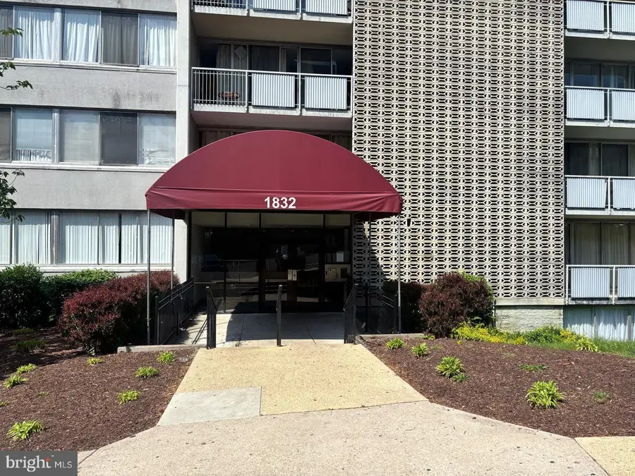 1832 Metzerott Rd #306, Hyattsville, MD 20783 - #2