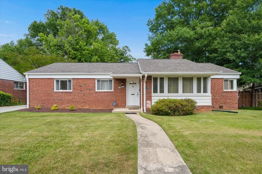 6803 Adelphi Rd, University Park, MD 20782 - #3